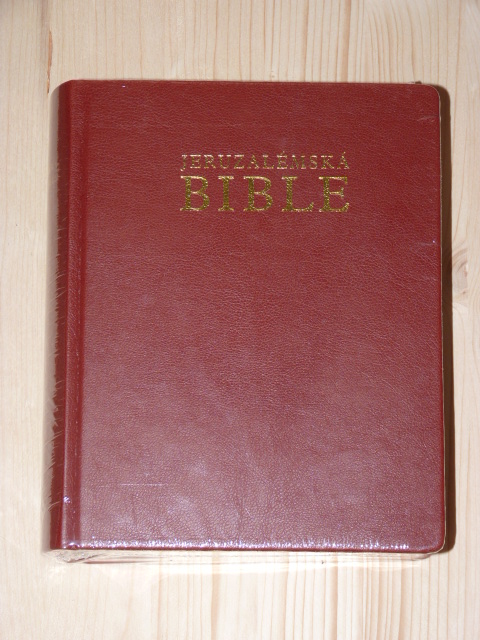 Jeruzalémská bible s označením biblických knih